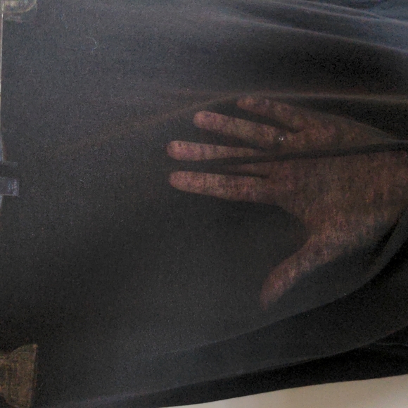 Vince Silky Crew Neck Top - Picture 6 of 10